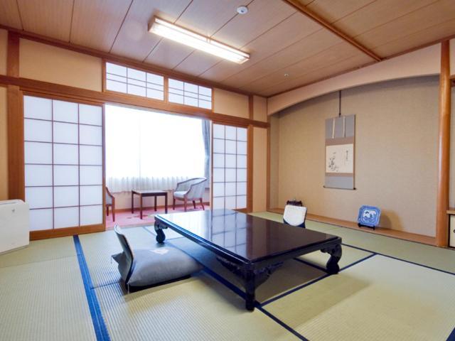 Hotel Tsubakikan Honkan ماتسوياما المظهر الخارجي الصورة